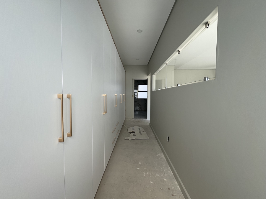 4 Bedroom Property for Sale in Sandown Western Cape